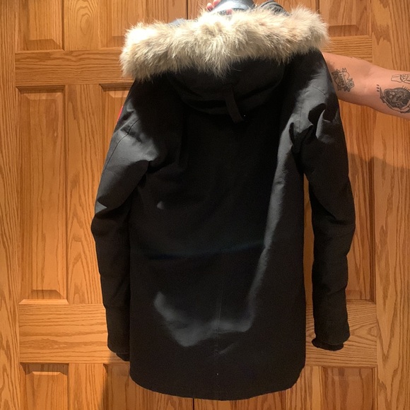 Mens Black Canada Goose Winter Parka (Removable fur) - Picture 7 of 11